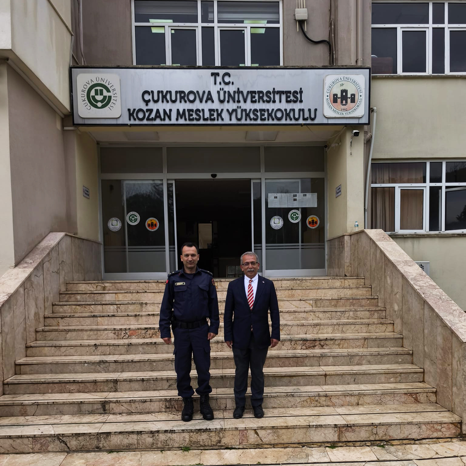 Kozan İlçe Jandarma Komutanı Üsteğmen Nuh ANACIK’tan Müdürümüze Nezaket Ziyareti