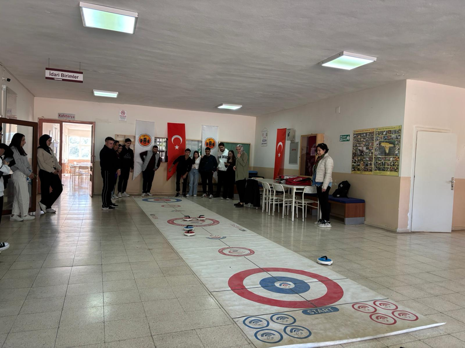 Kozan MYO ile Kozan Gençlik Spor İlçe Müdürlüğü İşbirliğiyle Curling (Körling) Eğitimi ve Etkinliği Yapıldı (2025-26/1)