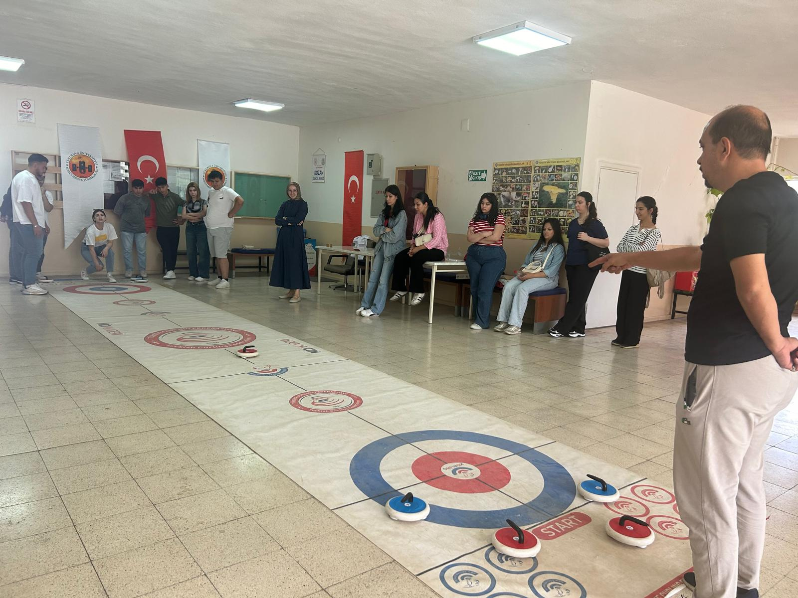 Kozan MYO ile Kozan Gençlik Spor İlçe Müdürlüğü İşbirliğiyle Curling (Körling) Eğitimi ve Etkinliği Yapıldı