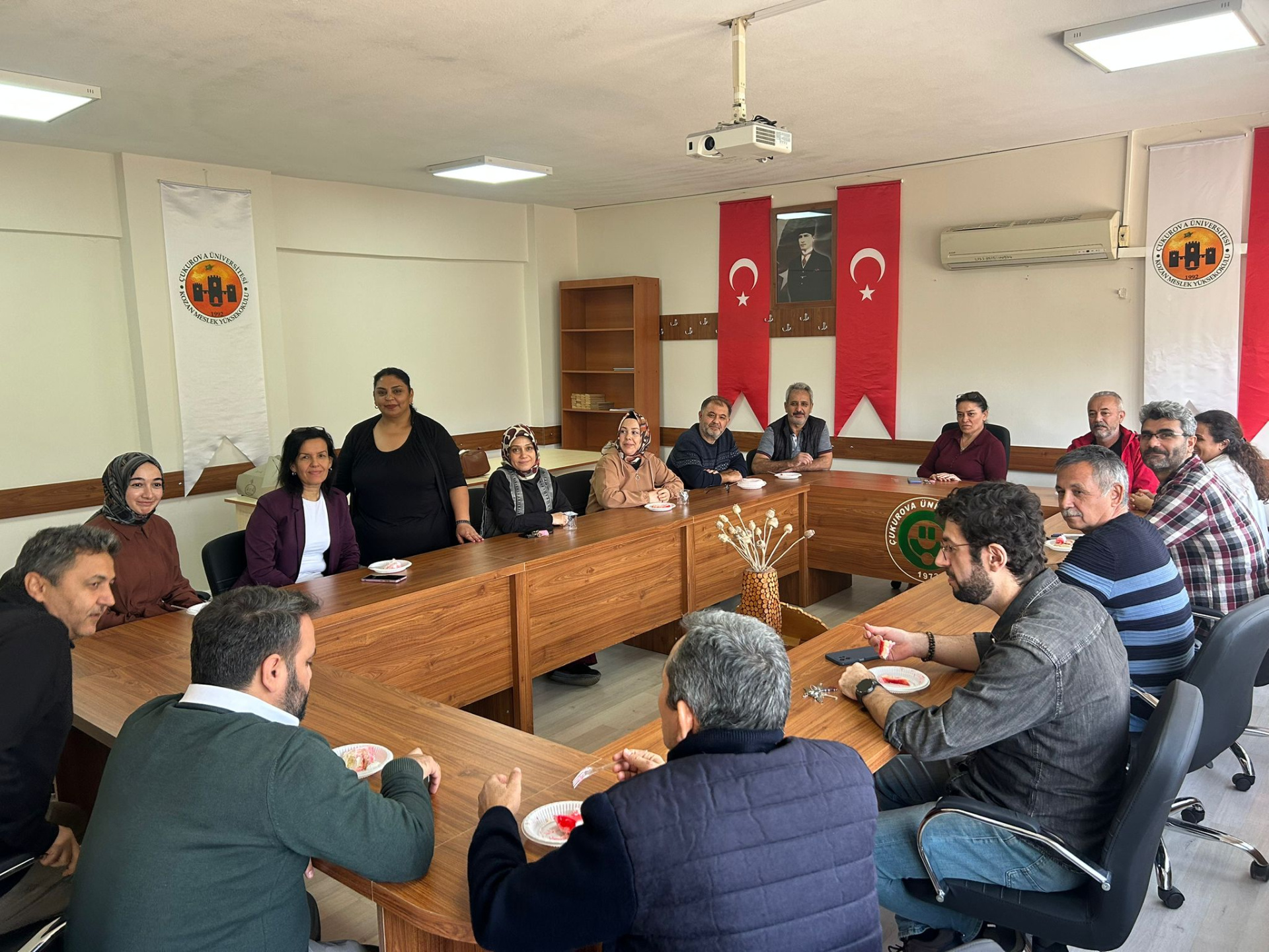 Meslek Yüksekokulumuzda Öğretmenler Gününü Kutladık