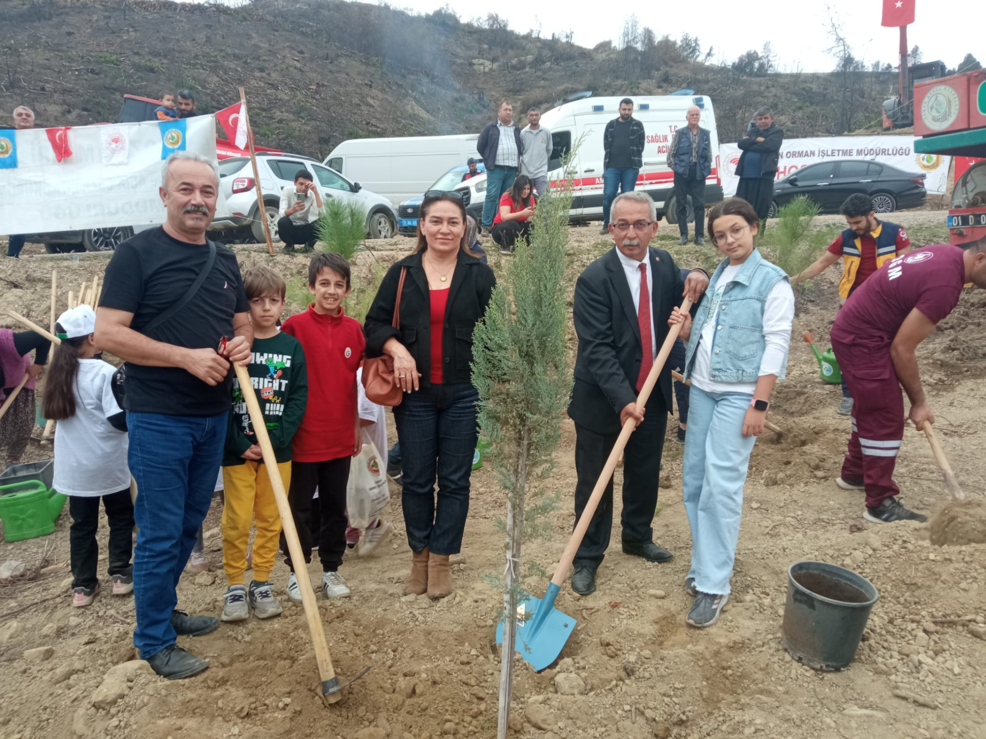 11 Kasım Milli Ağaçlandırma Günü’nde Kozan’ın Boztahta Köyünde Fidan Dikme Etkinliğine Katıldık