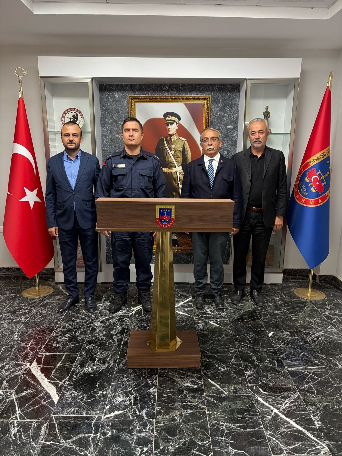 Kozan İlçe Jandarma Komutanına Hayırlı Olsun Ziyareti