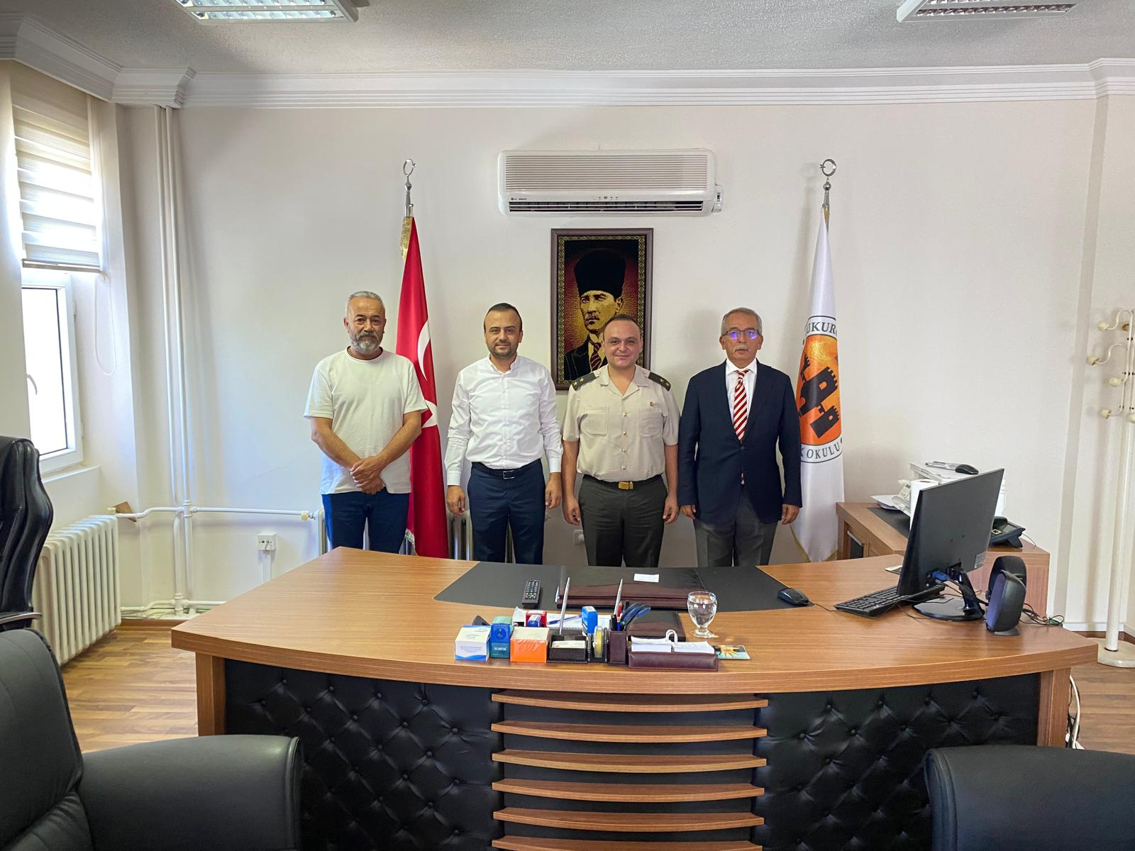 Kozan Askerlik Şube Başkanından Müdürümüze Nezaket Ziyareti