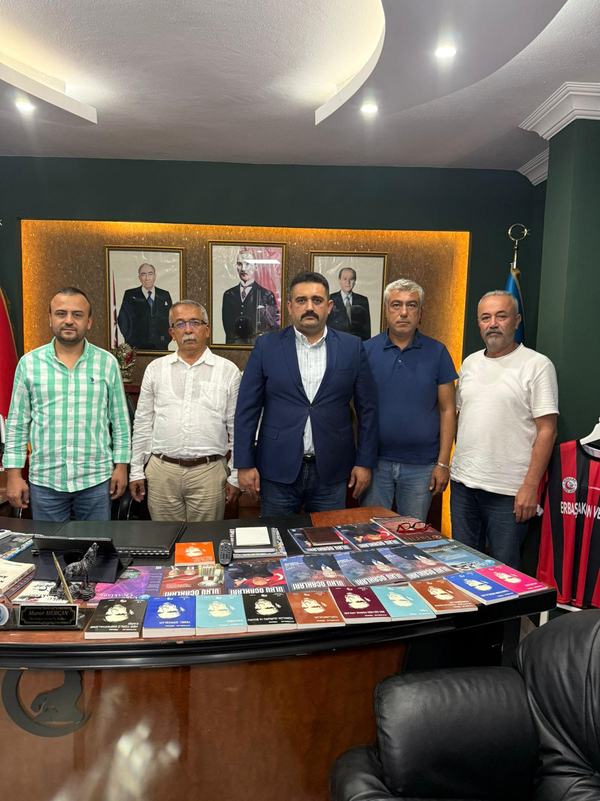 Kozan Ülkü Ocakları Başkanına Nezaket Ziyareti