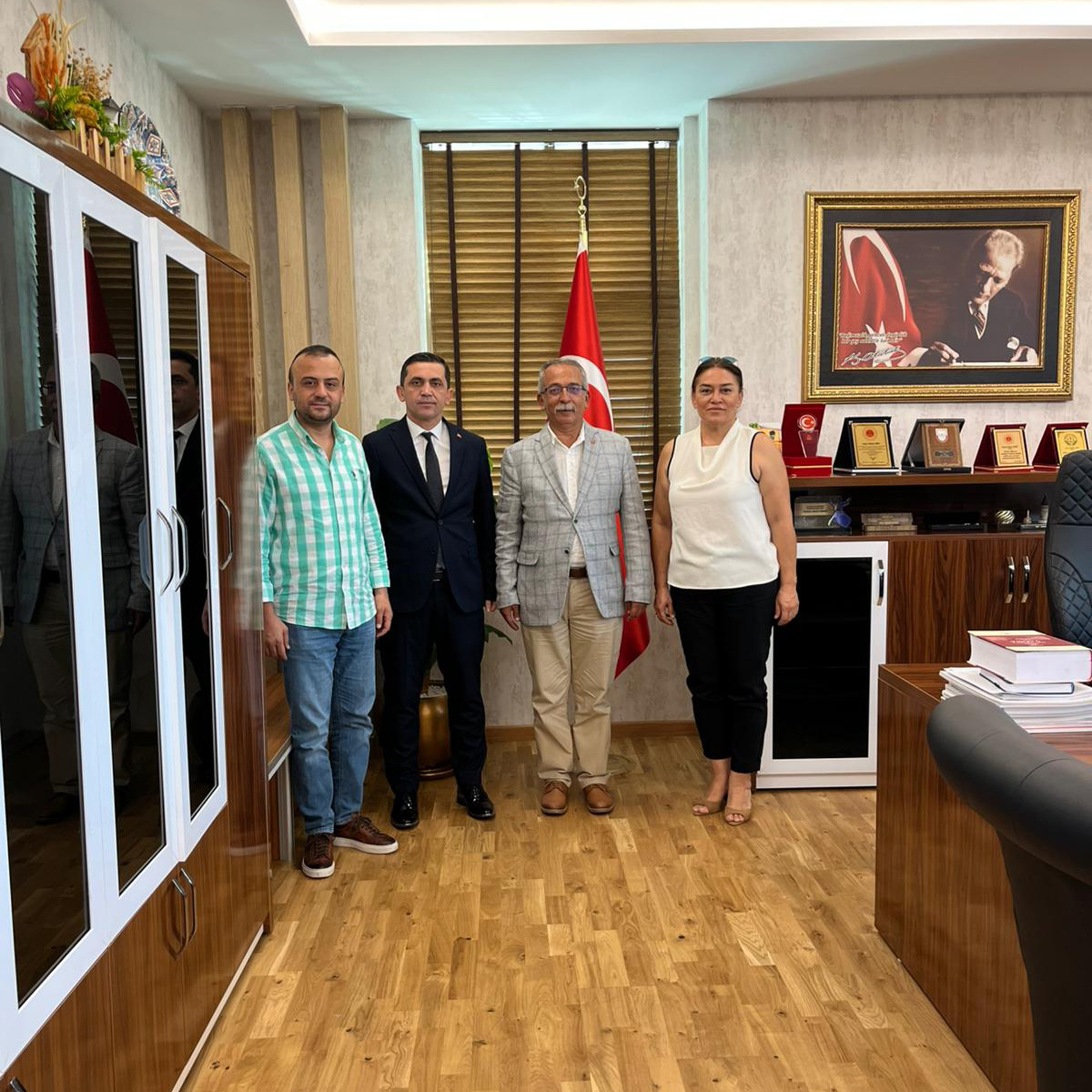 Meslek Yüksekokulu Yönetimimizden Adalet Komisyonu Başkanı Göksel SERT’e Nezaket Ziyareti