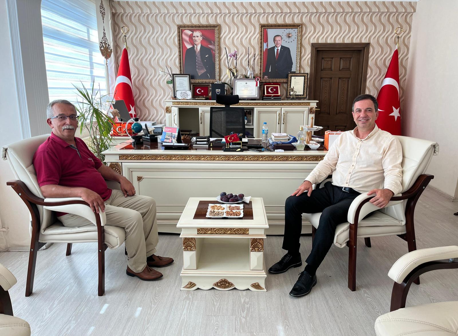 Müdürümüzden Suluova Kaymakamı Şafak GÜRÇAM'a Nezaket Ziyareti